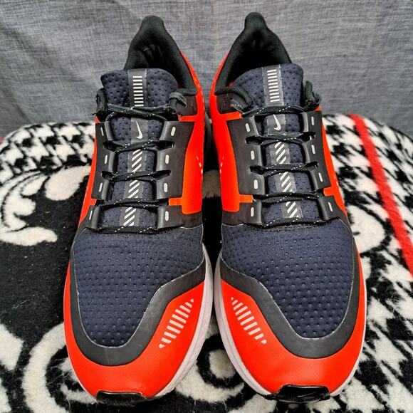 Size 10.5 Nike Air Zoom Pegasus 36 Shield Sneaker Men AQ8005 600